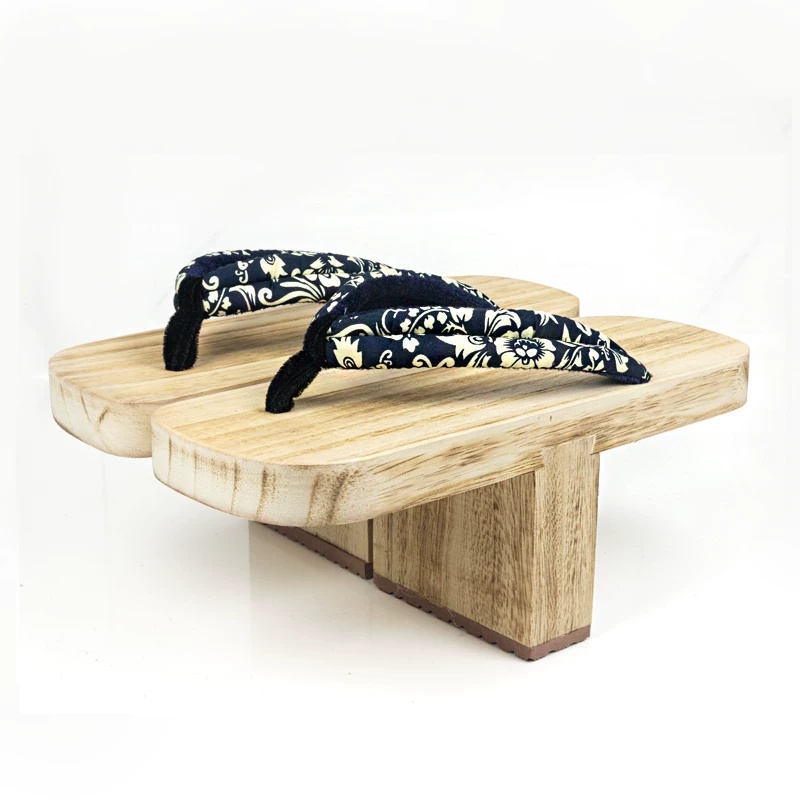 Sandali Geta Giapponesi per Uo - Geta Wooden Sandal recensione e prezzo