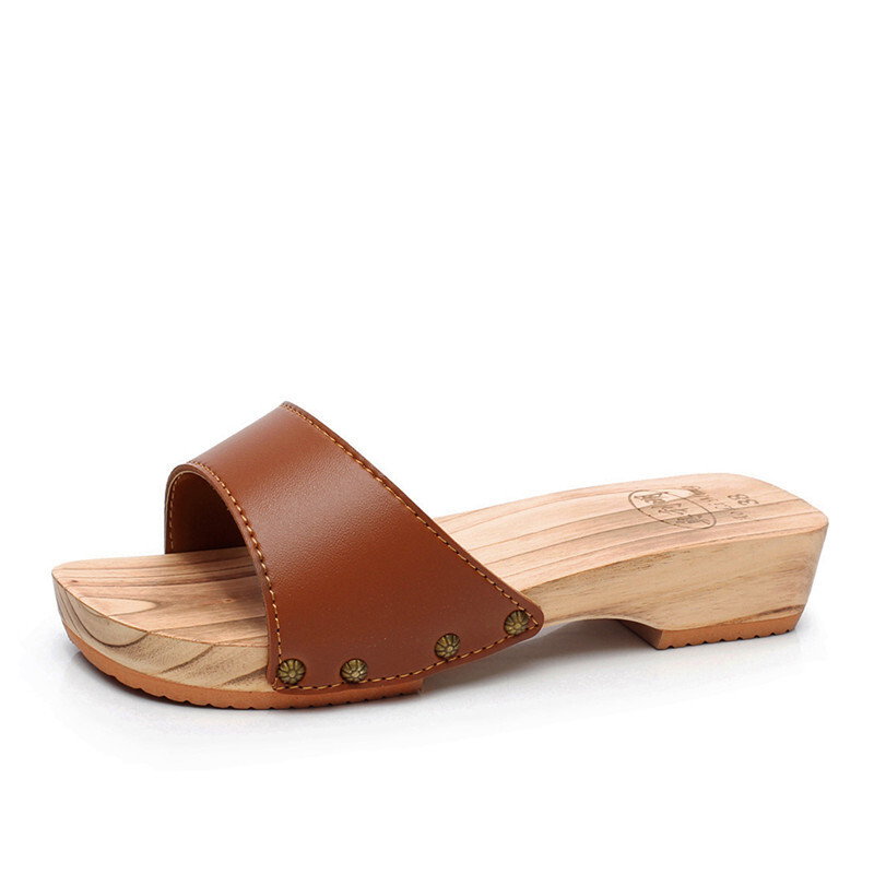 Pantofole da donna in legno Es - Geta Wooden Sandal recensione e prezzo